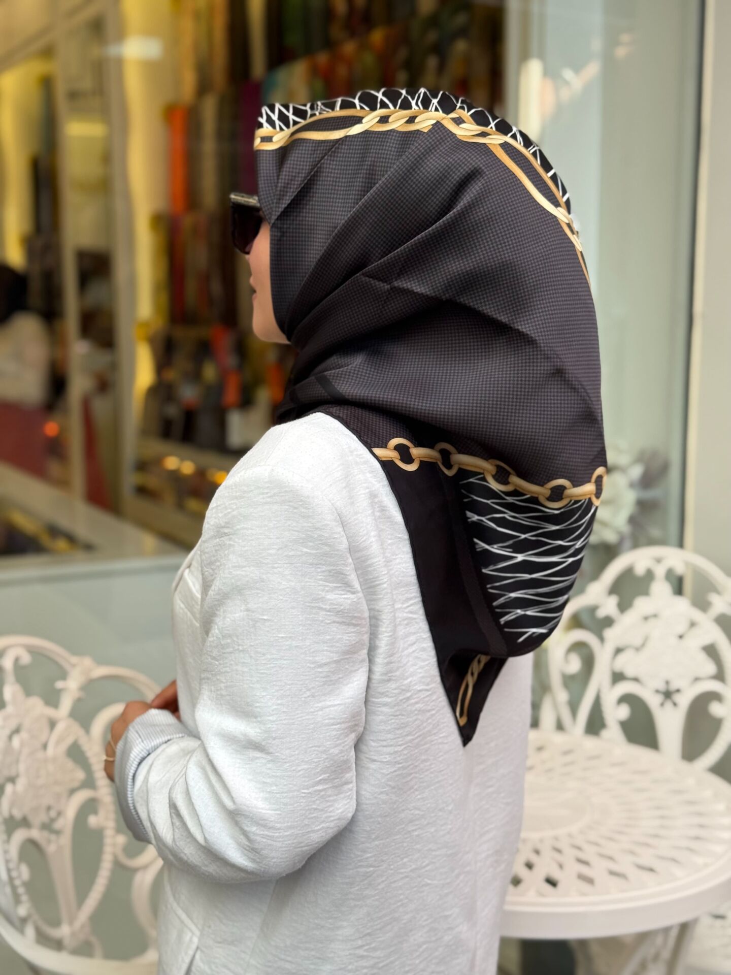 AKER SURA İPEK EŞARP
