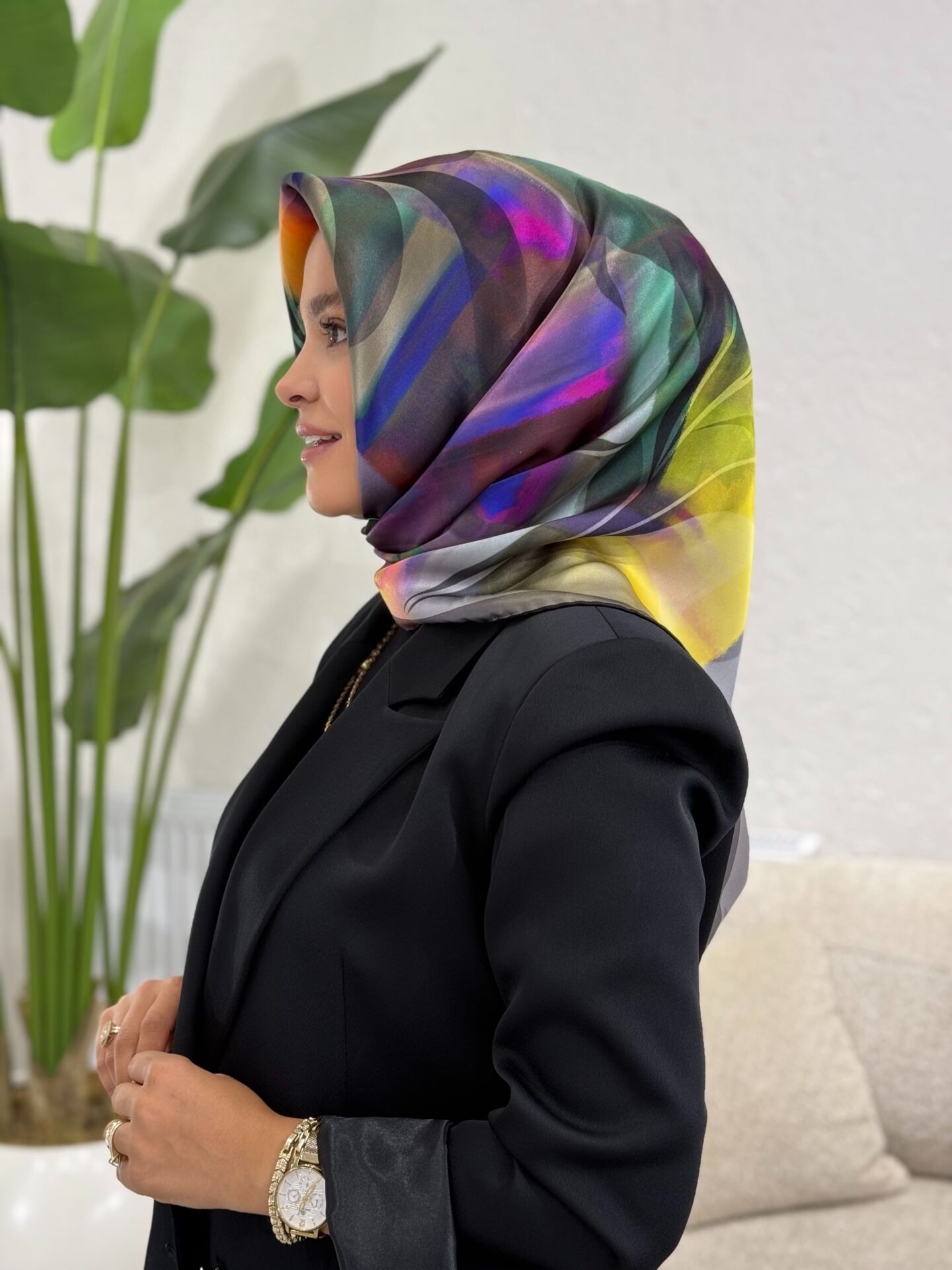 AKER SURA İPEK EŞARP