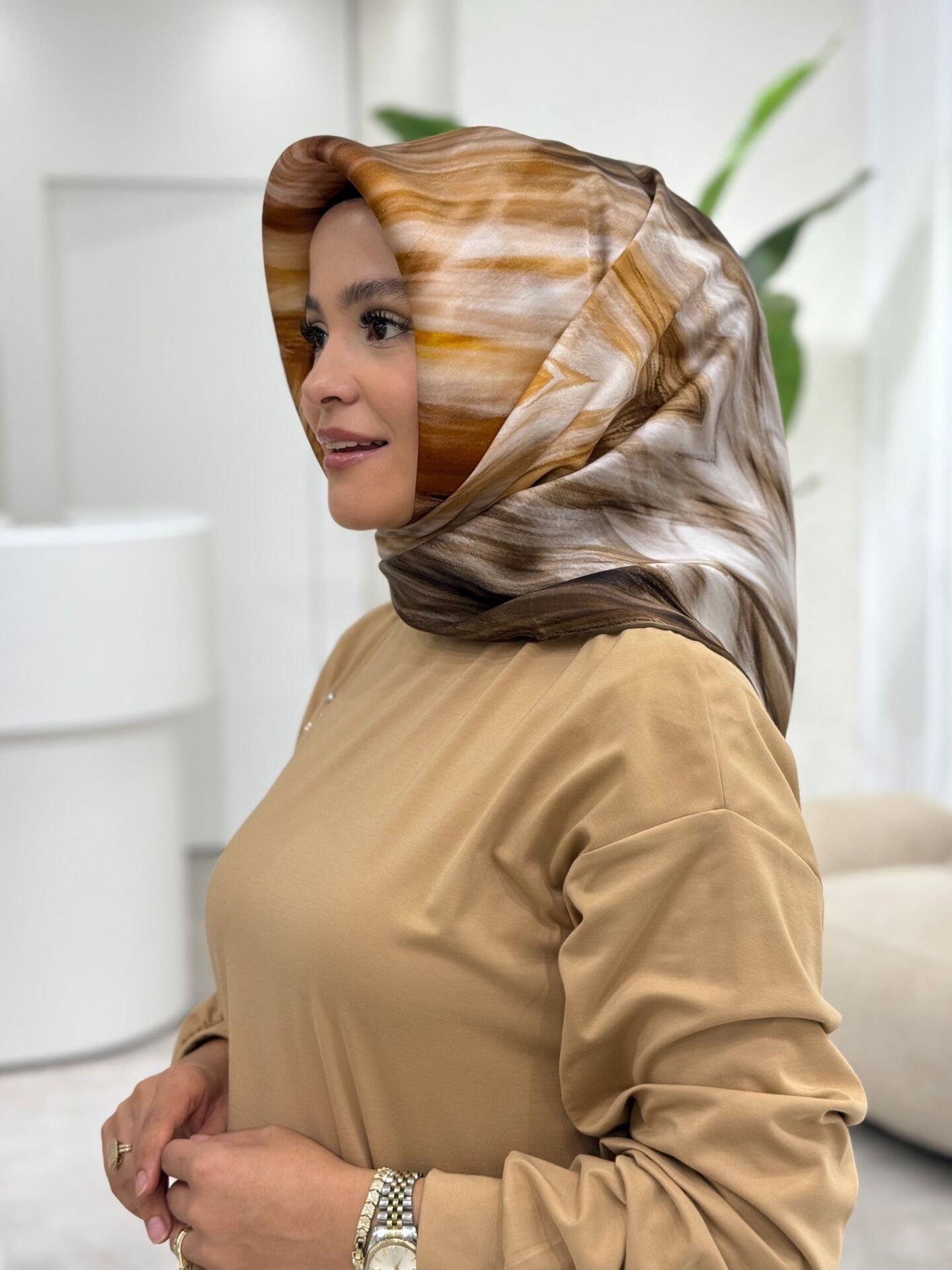 LA BOUTİQUE SURA İPEK EŞARP