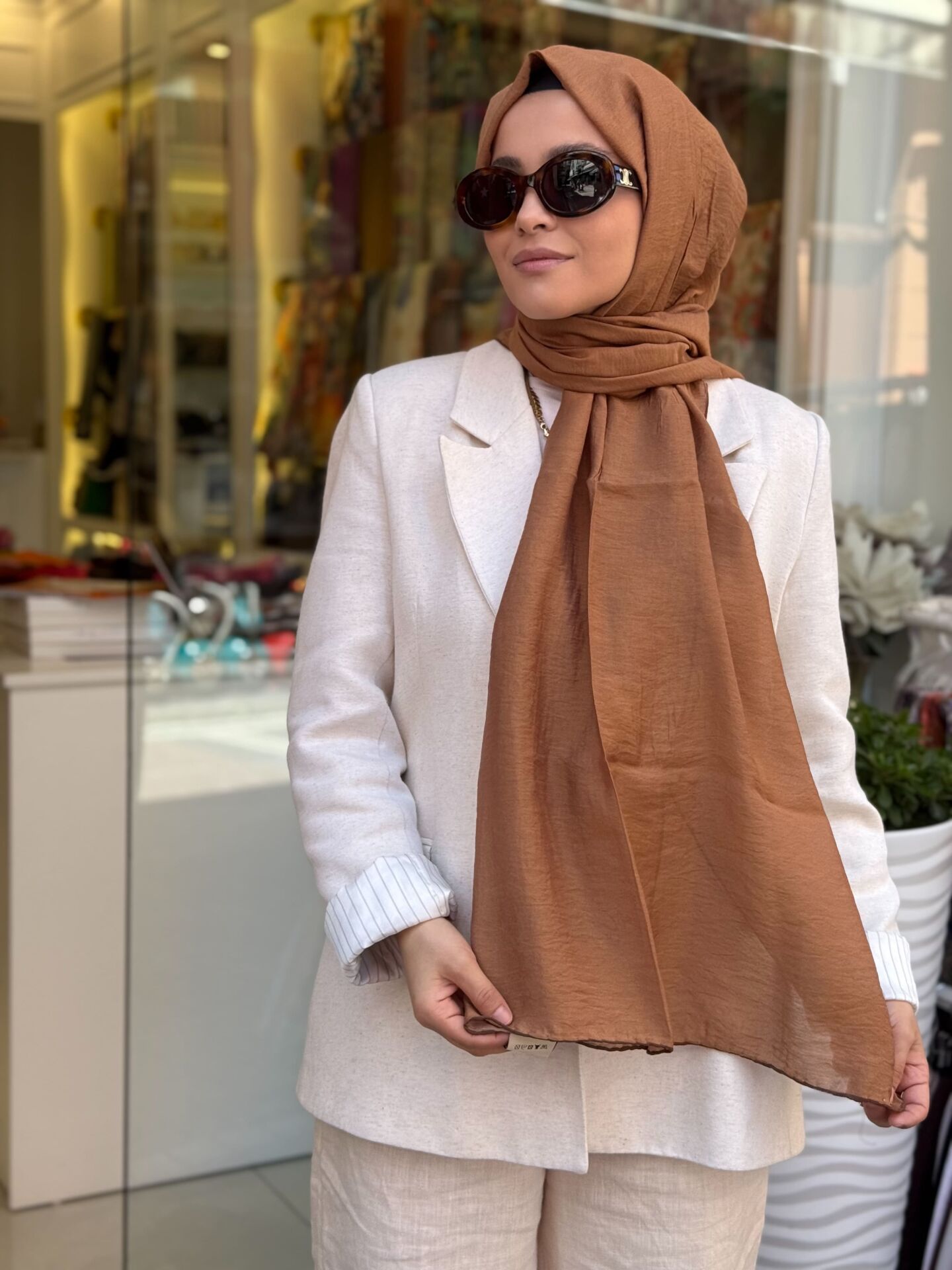 LA BOUTİQUE YAZ SERİNLİĞİ ŞAL 70X190