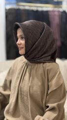 AKER SURA İPEK EŞARP