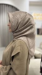 AKER SURA İPEK EŞARP