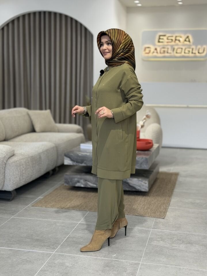 ARMİNE KREP PANTOLONLU TAKIM YAĞ YEŞİLİ
