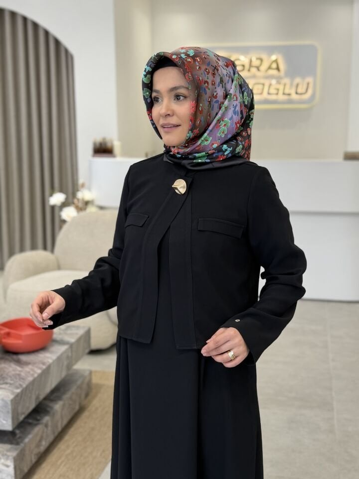 ARMİNE TREND KOLSUZ CEKETLİ ELBİSE SİYAH