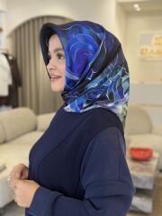 LA BOUTİQUE SURA İPEK EŞARP