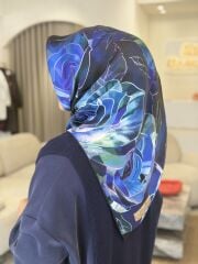 LA BOUTİQUE SURA İPEK EŞARP