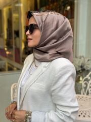 AKER SURA İPEK EŞARP