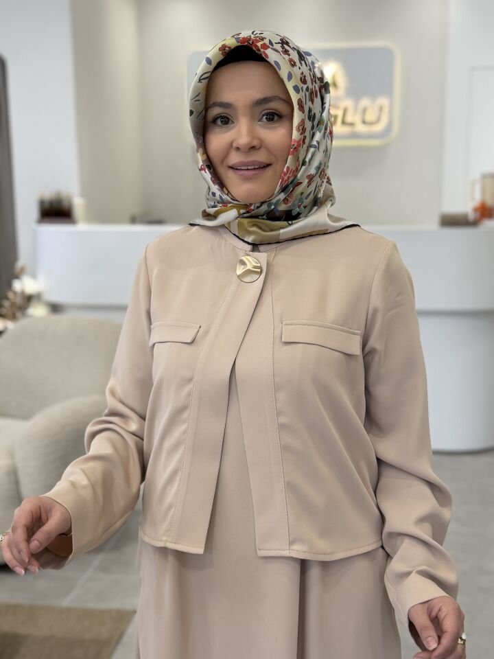 ARMİNE TREND KOLSUZ CEKETLİ ELBİSE BEJ