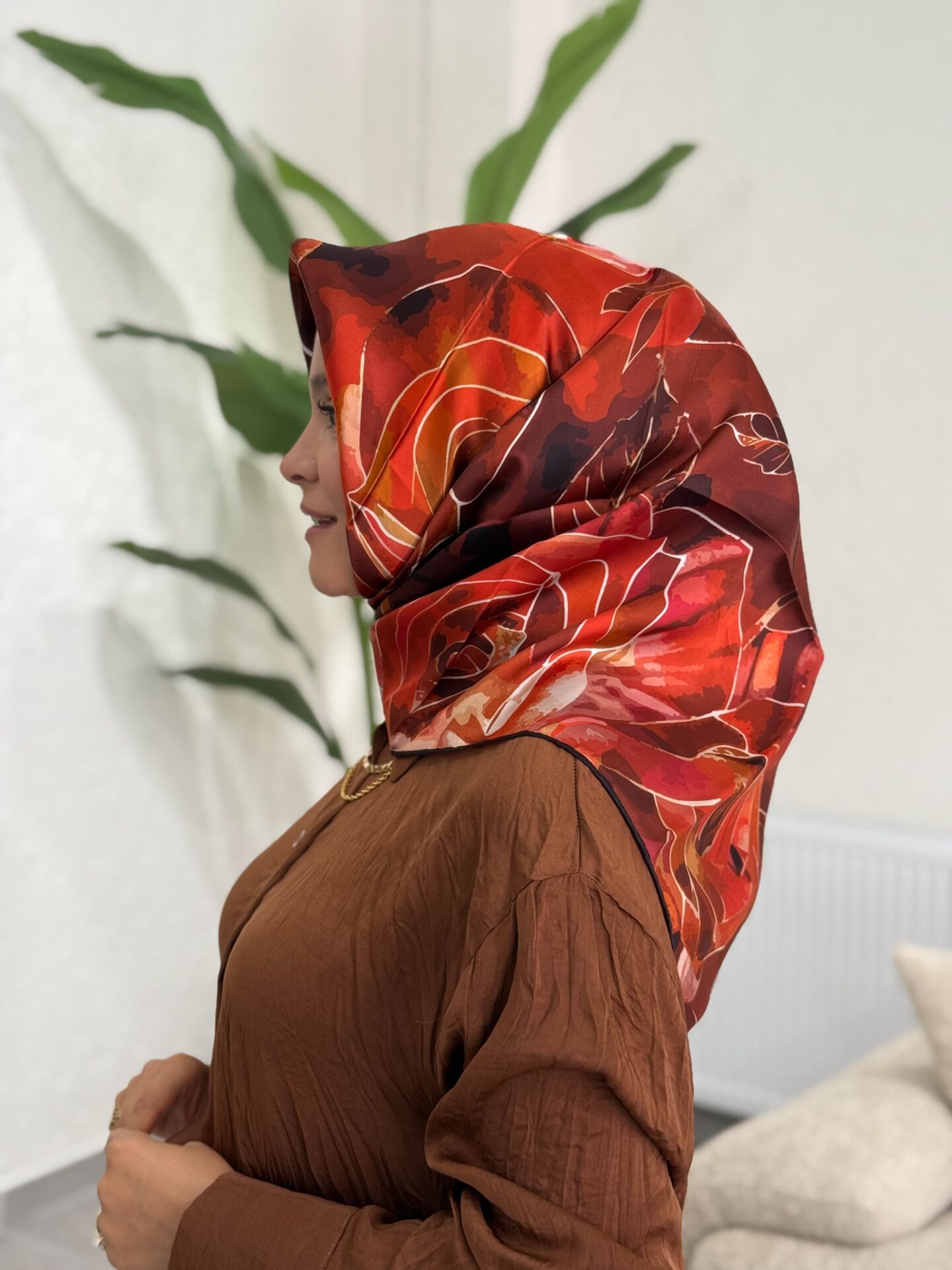 LA BOUTİQUE SURA İPEK EŞARP