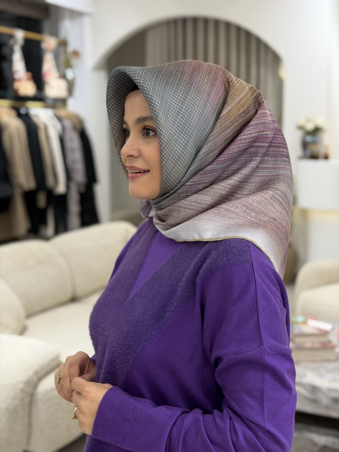 LA BOUTİQUE SURA İPEK EŞARP