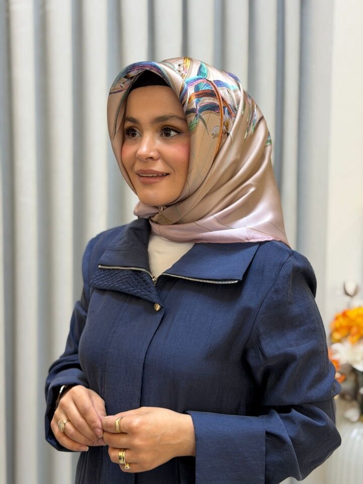 LA BOUTİQUE SURA İPEK EŞARP