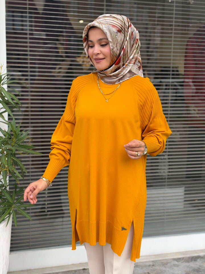 TIĞ TRİKO YANLARI YIRTMAÇLI MERSERİZE TUNİK SARI