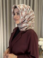 AKER SURA İPEK EŞARP