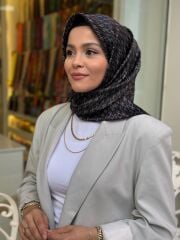 AKER SURA İPEK EŞARP