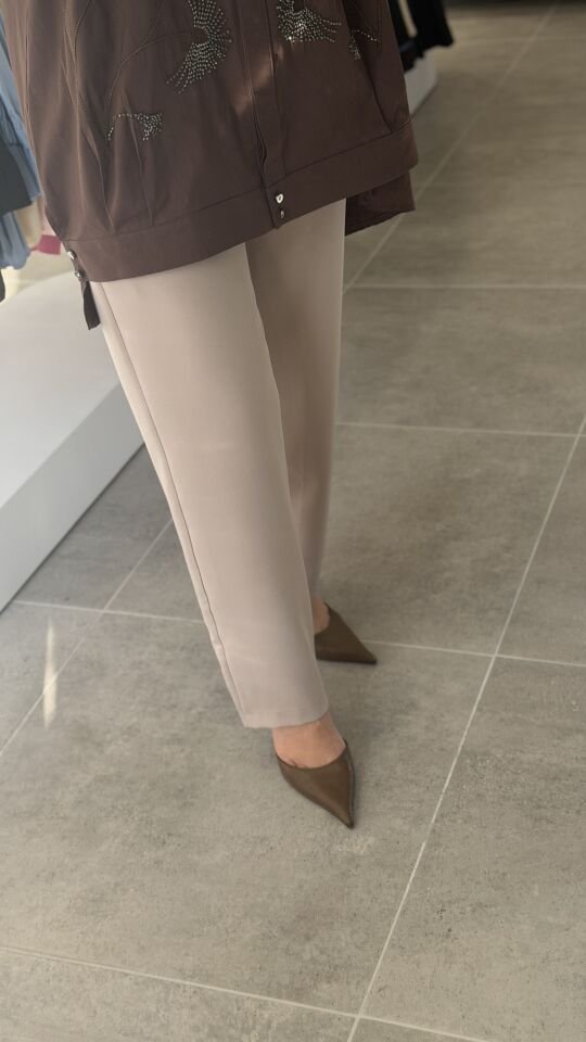 ARMİNE TREND DOUBLE KREP HAVUÇ PANTOLON BEJ