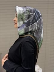 AKER SURA İPEK EŞARP