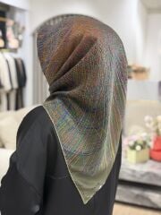 AKER SURA İPEK EŞARP