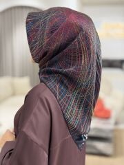 AKER SURA İPEK EŞARP