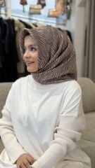 AKER SURA İPEK EŞARP