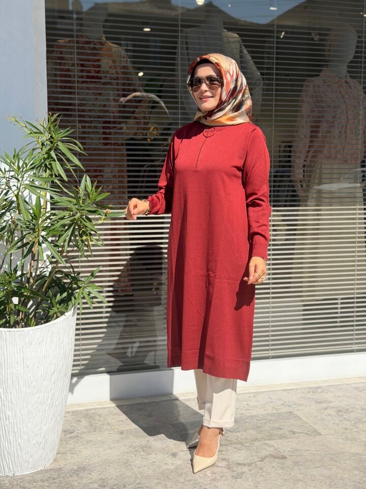 ARMİNE TREND YAKASI FERMUARLI MERSERİZE TUNİK BORDO