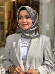 AKER SURA İPEK EŞARP