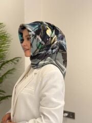 AKER SURA İPEK EŞARP