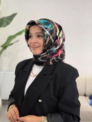 AKER SURA İPEK EŞARP