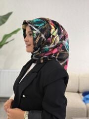 AKER SURA İPEK EŞARP