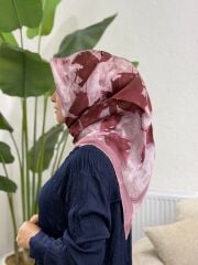 AKER SURA İPEK EŞARP