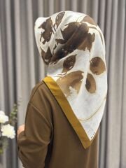 AKER SURA İPEK EŞARP