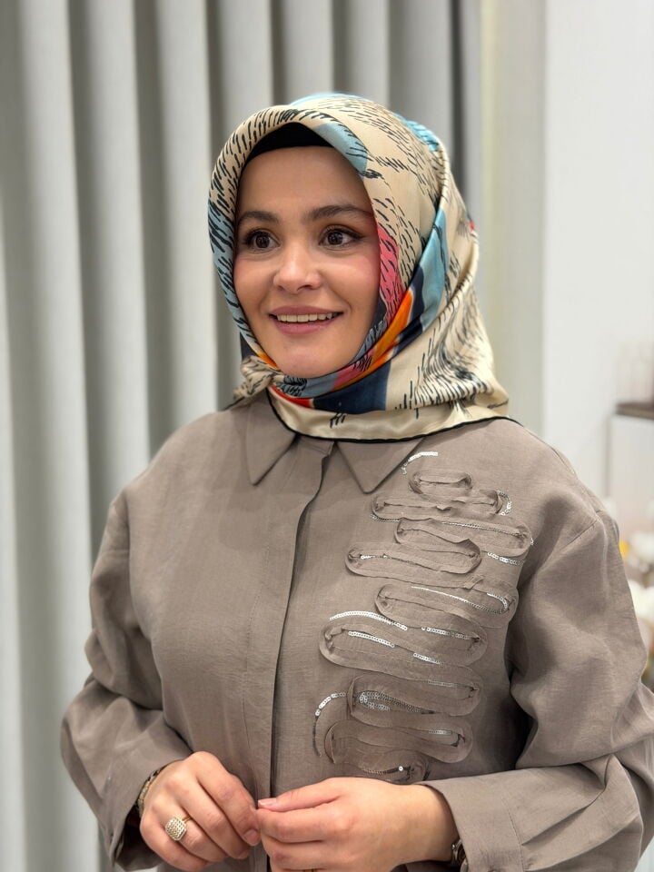 AKER SURA İPEK EŞARP