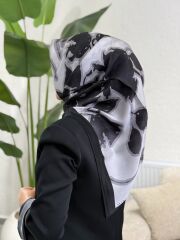 AKER SURA İPEK EŞARP