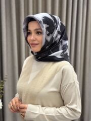 AKER SURA İPEK EŞARP