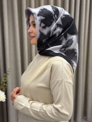 AKER SURA İPEK EŞARP