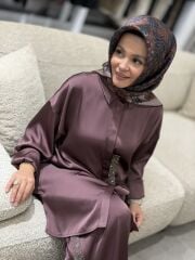 YAQA PREMİUM İTHAL SATEN PANTOLONLU TAKIM ÇİKOLATA