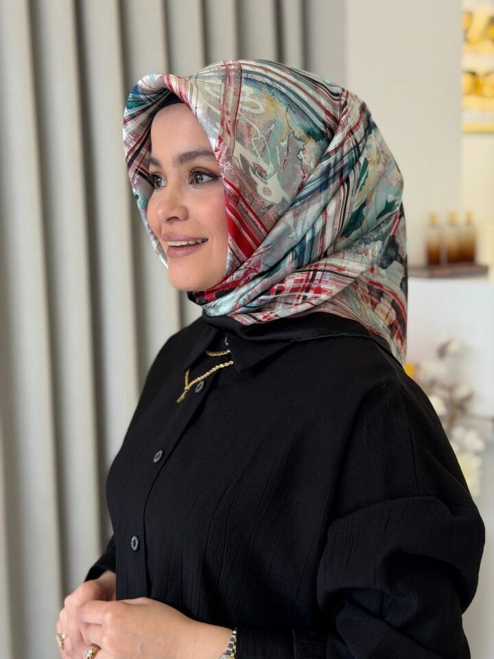 PİERRE CARDİN SURA İPEK EŞARP