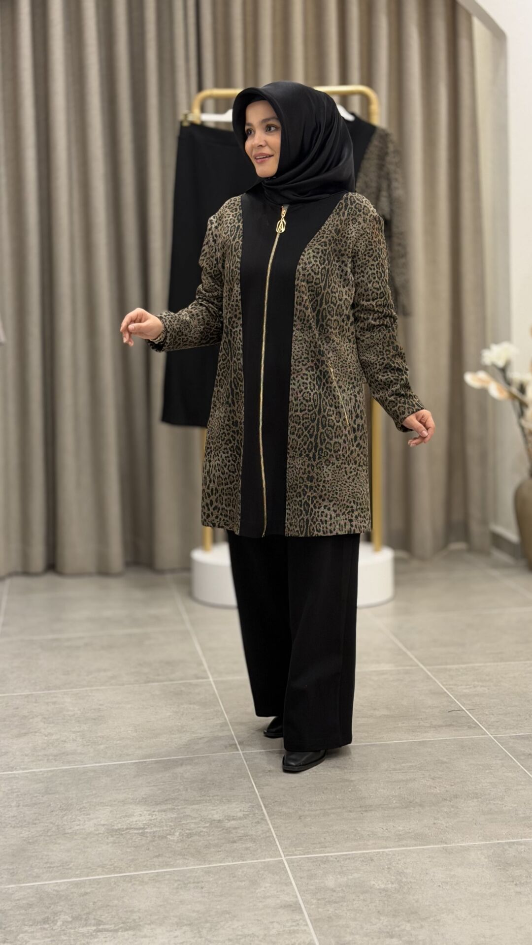 ARMİNE TREND LEOPAR KAP PANTOLONLU TAKIM