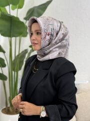 AKER SURA İPEK EŞARP