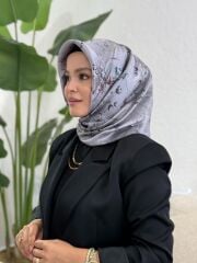 AKER SURA İPEK EŞARP