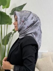 AKER SURA İPEK EŞARP