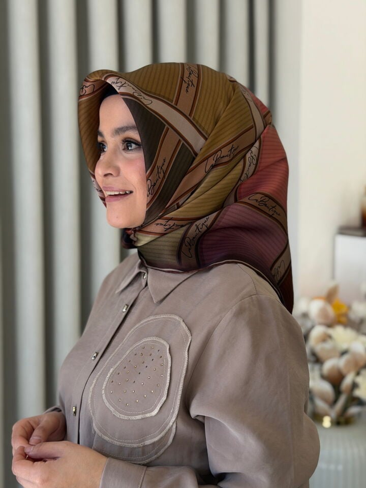 LA BOUTİQUE SURA İPEK EŞARP