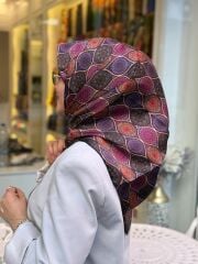 LA BOUTİQUE SURA İPEK EŞARP