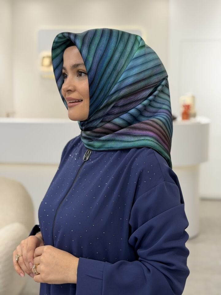 LA BOUTİQUE SURA İPEK EŞARP