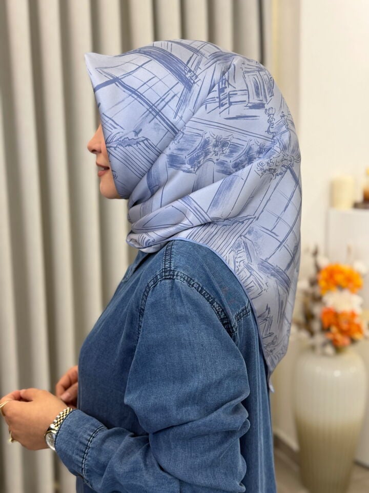AKER SURA İPEK EŞARP