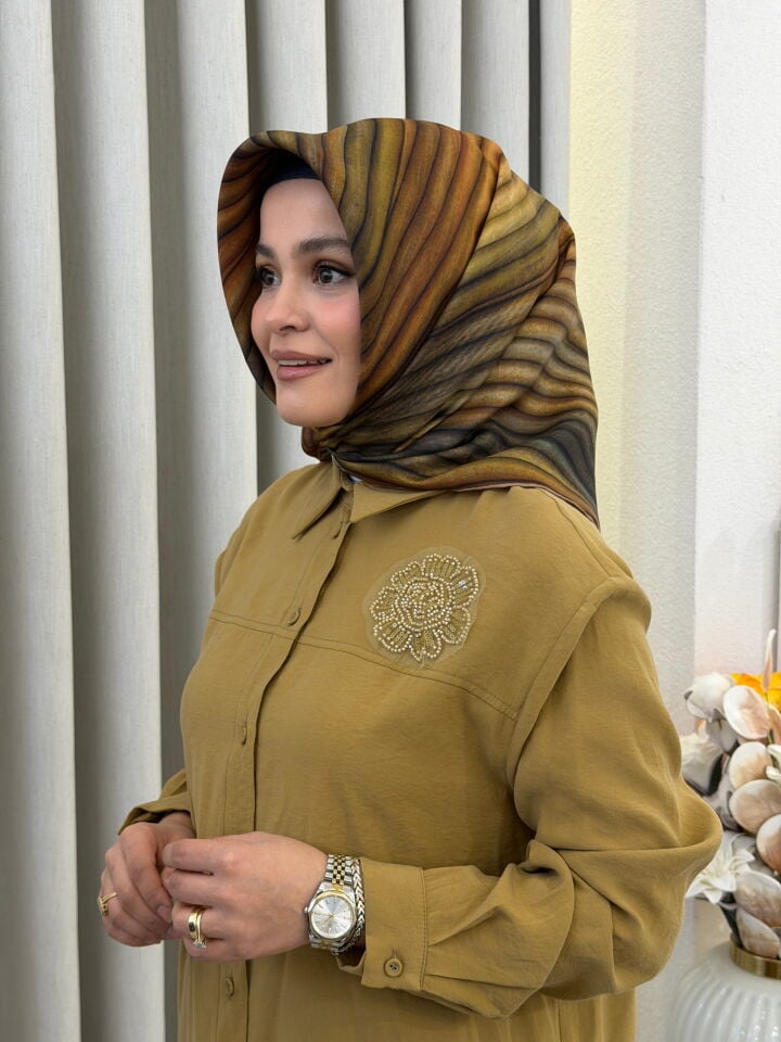 LA BOUTİQUE SURA İPEK EŞARP