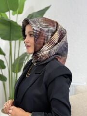 AKER SURA İPEK EŞARP