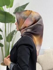 AKER SURA İPEK EŞARP