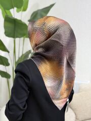 AKER SURA İPEK EŞARP