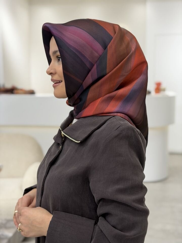 LA BOUTİQUE SURA İPEK EŞARP