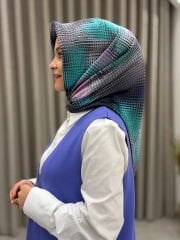 AKER SURA İPEK EŞARP